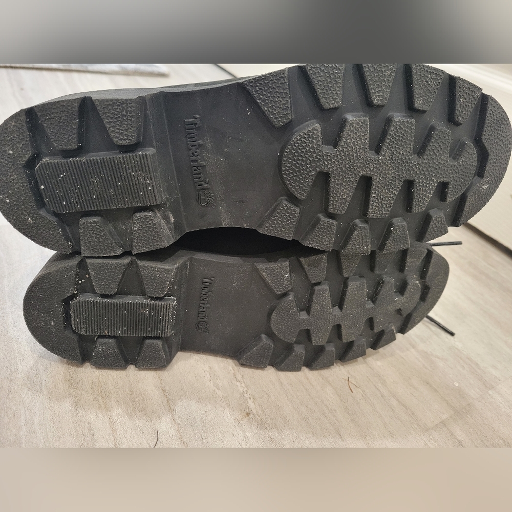 Timberland Boots - Picture 2 of 5